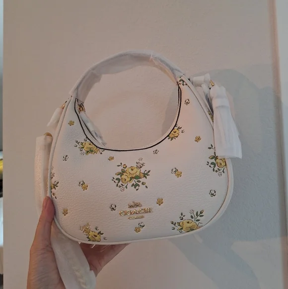 NWT Coach Carmen Mini Crossbody Bag With Floral Print CAK90 New Packaged